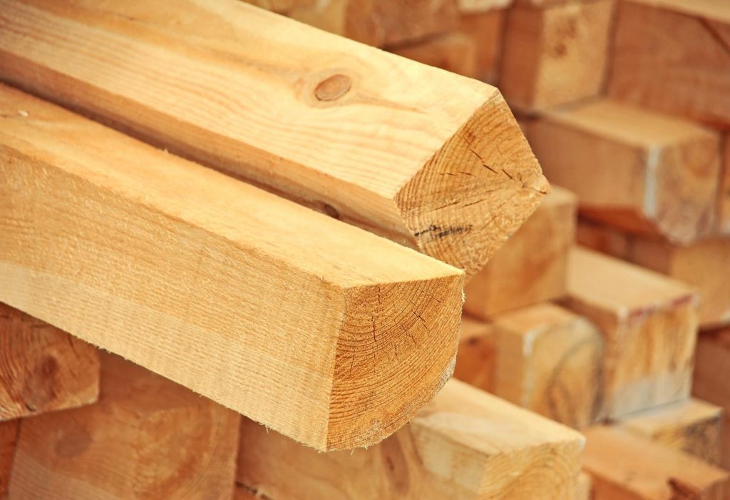 sciage de bois de construction